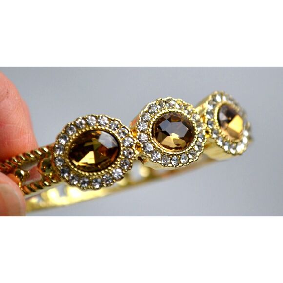 Monet Vintage Gold Tone Topaz Glass Stones‎ and Crystal 7" Stretch Bracelet - Picture 1 of 13